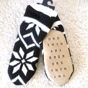 DKNY Fair Isle Snowflake Slipper Socks